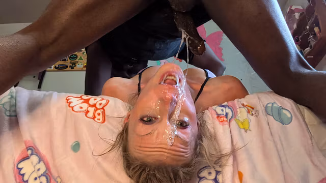 Vanessa Hastings Sloppy Deepthroat BBC Blowjob