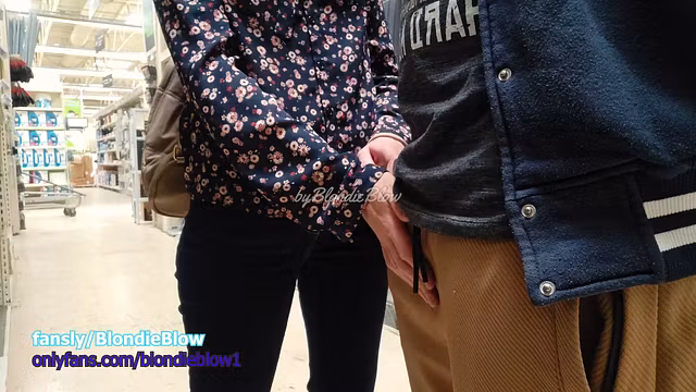 very risky handjob and blowjob in the middle of the supermarket