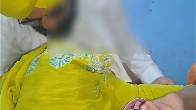 Maan Saab Mansa Sarabi Sex with Lady