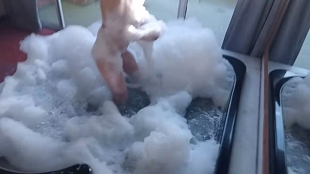 Cuando El Vecino Ve, El Placer Se Convierte En Acto Sin Remord