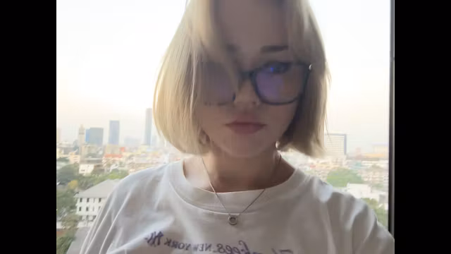 I want to make something special for you. Write to me  and I’ll send you a gift💌