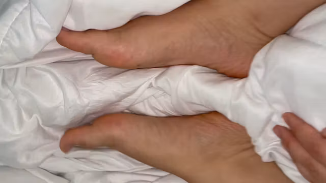 ASMR JOI FOOT FETISH ASIAN FEET PETITE