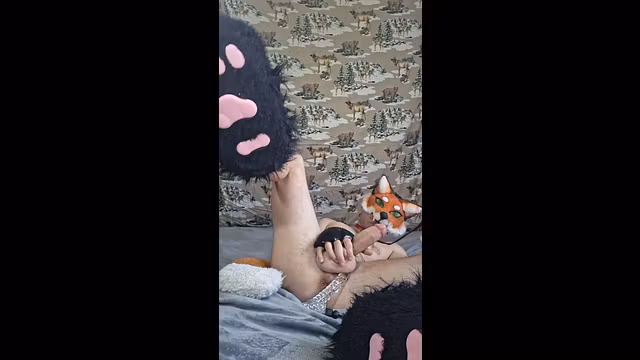 Fox therian pleasures himself 🦊🐾