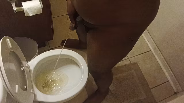 HOTTEST DICK PISSING PORN VIDEO EVER!