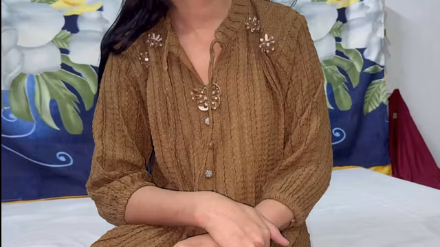 I had sex with my hot sexy girlfriend vaishali for the first time in a hotel