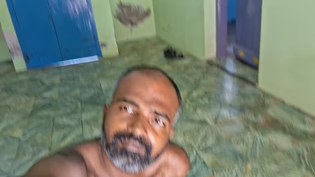 Desi BBC guy jerking Video 361