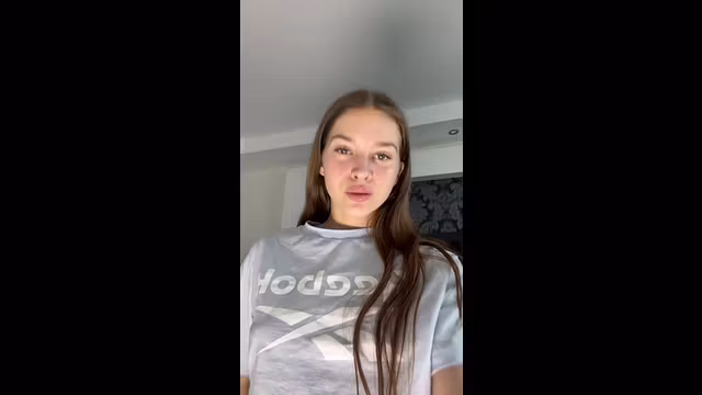I want your cock deep in my pussy 🤤