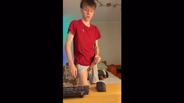 BIG COCK FUELS WILD SOLO-NO BOUNDS, NO MERCY,