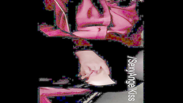 SexyAngelKiss