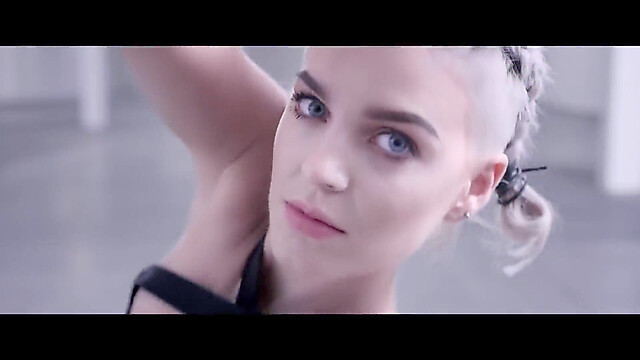 CHRISTDESTROYMYBULLI