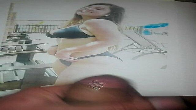 ExhibitionismDan-Rey