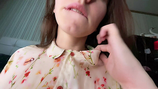 Adoretease
