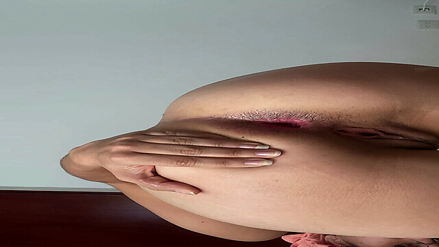 Zahia_slave_