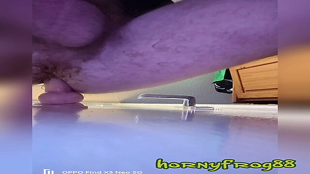 Hornyfrog88