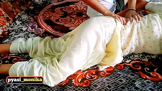 Pyasi_monika