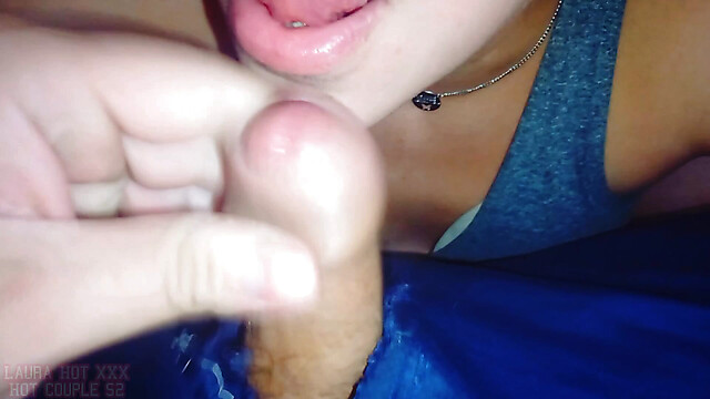LauraHotxxx