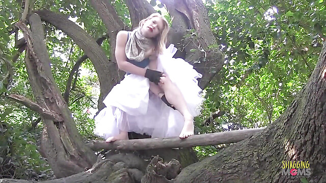 eroticfemaledominati