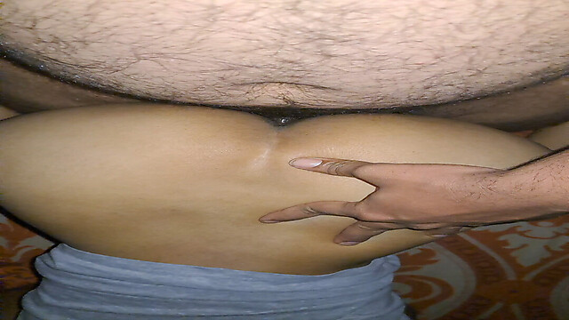 SlimyIndianWife