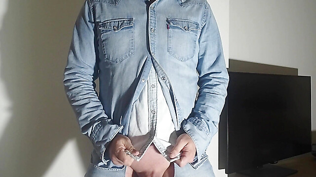 levijeansleejeans