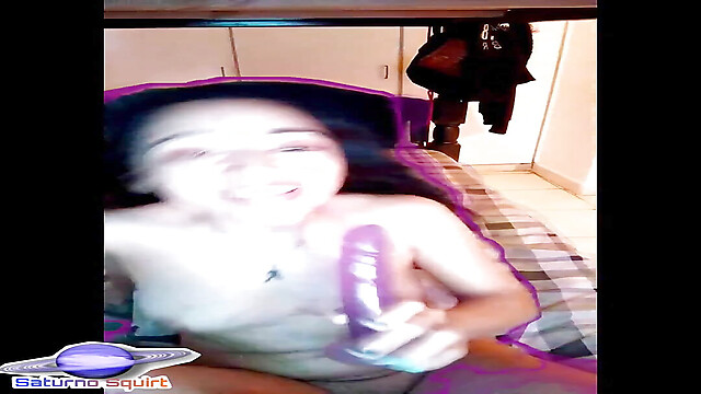 SaturnoSquirt