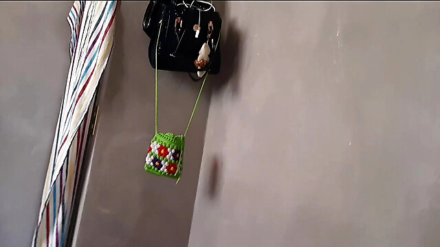 Oriane_Suck_Roses