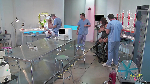 eroticfemaledominati