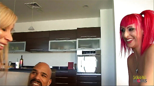 eroticfemaledominati