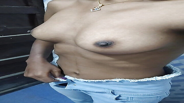 priya324