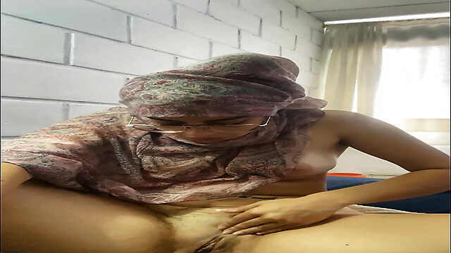Zahia_slave_