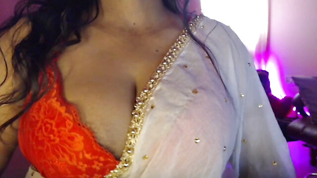 Hot-Desi-girl21