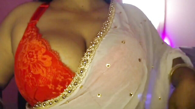 Hot-Desi-girl21