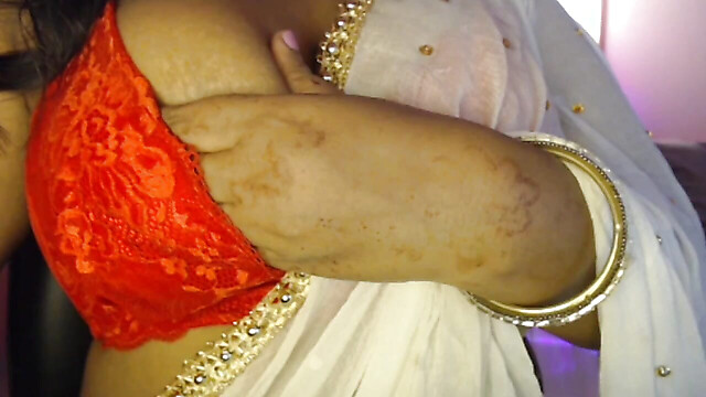 Hot-Desi-girl21