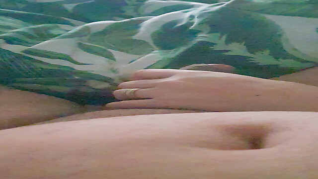 roxy_bigtits1