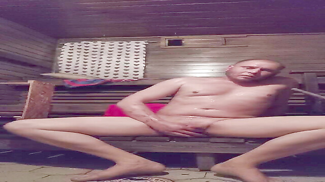 HornyLarryDilf