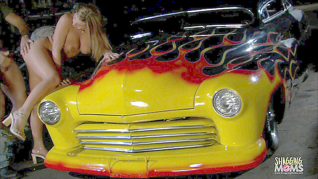 eroticfemaledominati