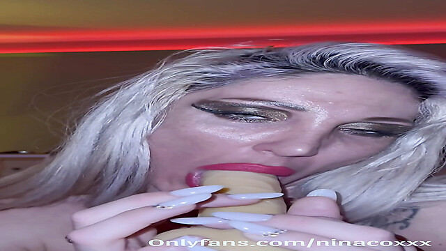 NinaCox