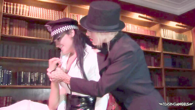 eroticfemaledominati