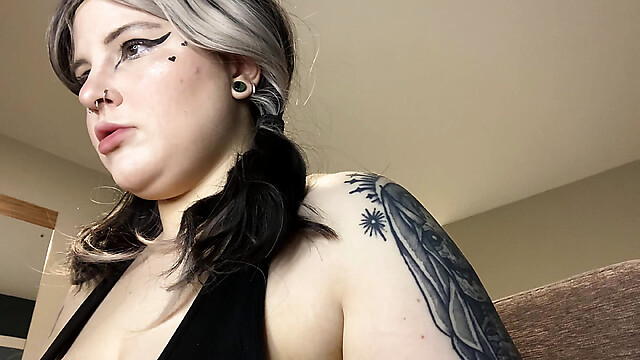 Big_TiddyGoth