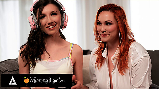 GirlswayOfficial