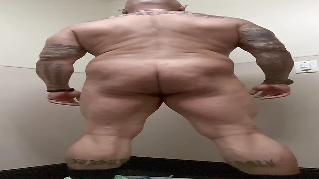Biglatino13