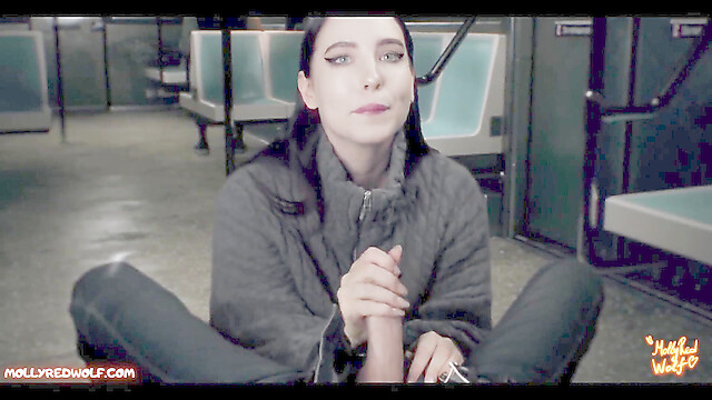 MollyRedWolf
