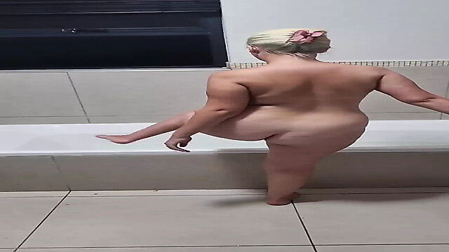 HornyPussy2018