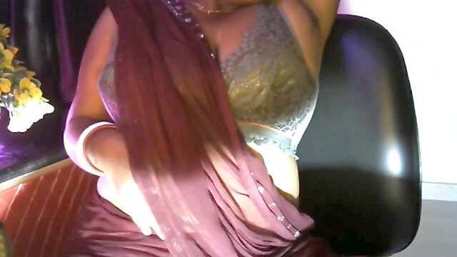 Hot-Desi-girl21