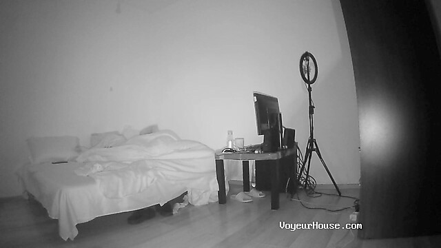 voyeurhousecom