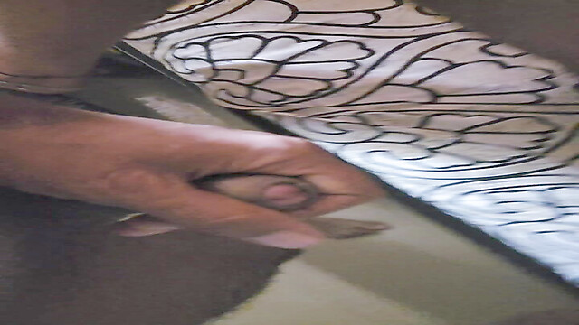 SpankingOrnament6