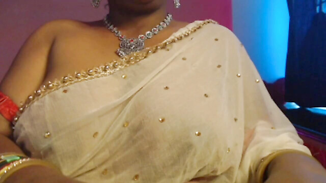 Hot-Desi-girl21