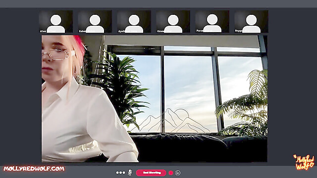 MollyRedWolf
