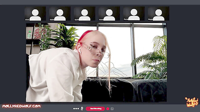 MollyRedWolf