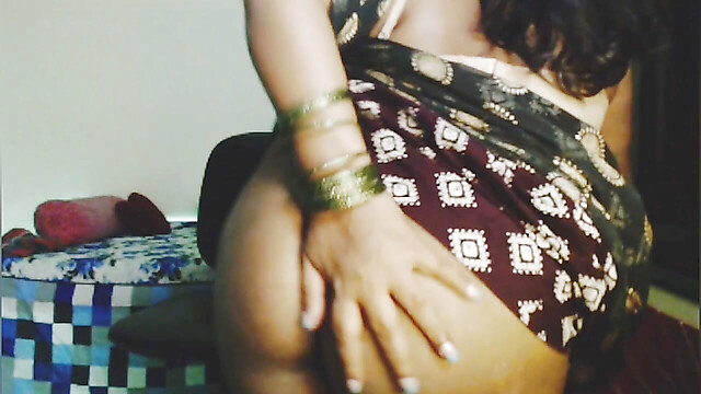 Hot-Desi-girl21