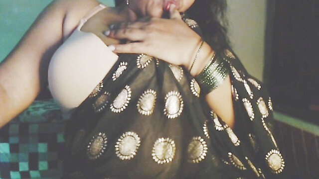 Hot-Desi-girl21